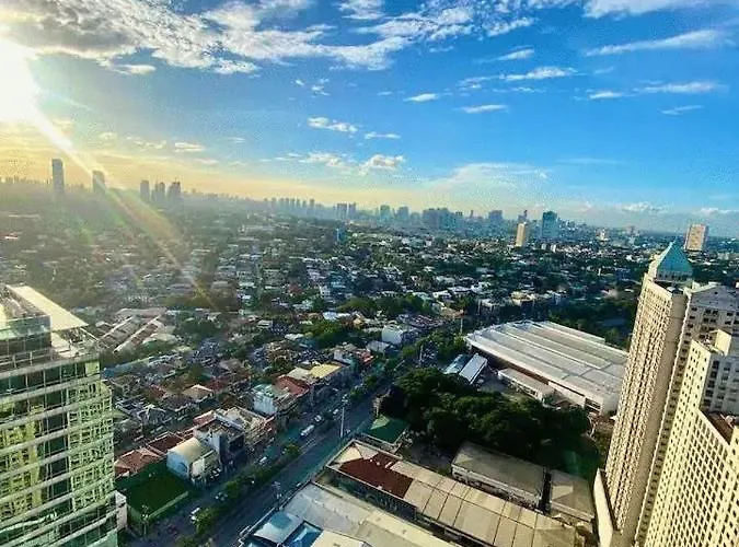Affordable Staycation Eastwood