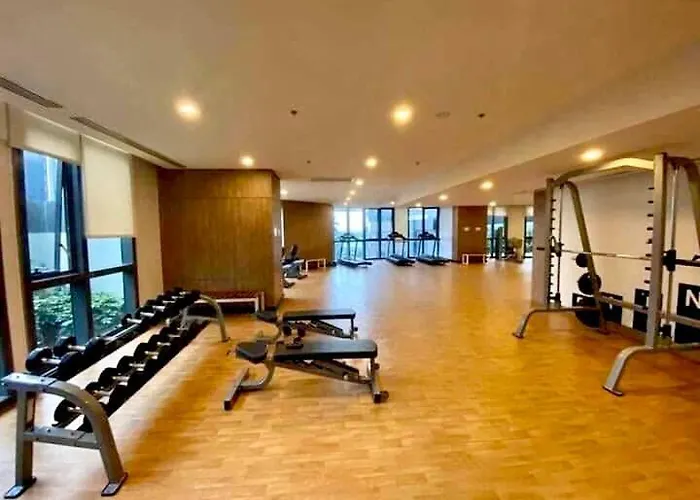 Affordable Staycation Eastwood Apartment